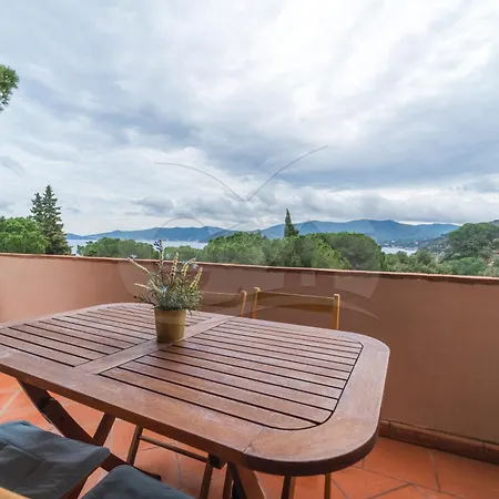 Apartman Le Logge Con Accesso Privato Al Mare - Goelba *